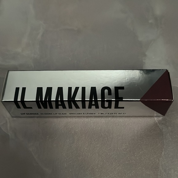 NEW IL MAKIAGE Lip Service Lip Gloss - Picture 2 of 3